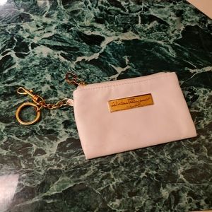 SALVATORE FERRAGAMO  key chain holder.